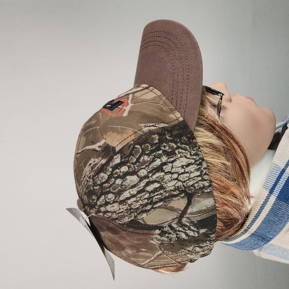 Realtree Hardwoods HD camo hat OSFM Adjustable Buckle back - Picture 5 of 17